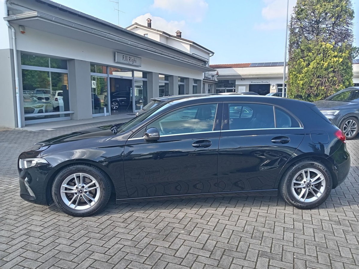 Mercedes-Benz Classe A 180 d Business (5)