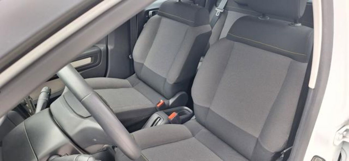 Citroen C3 BlueHDi 100 S&S Business Combi (11)