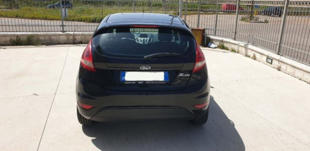 Ford Fiesta 1.2 82 CV 5 porte Titanium (5)