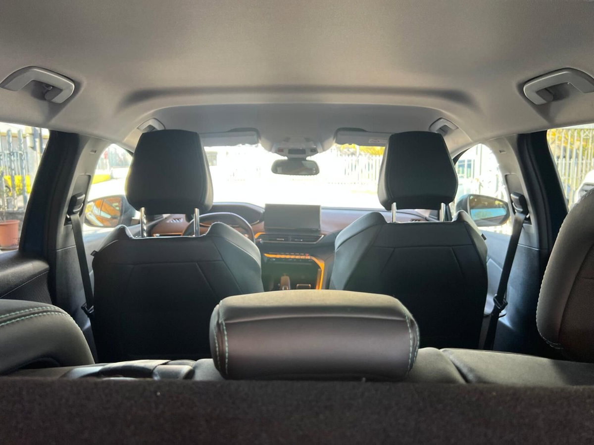 Peugeot 3008 BlueHDi 130 S&S Allure (10)