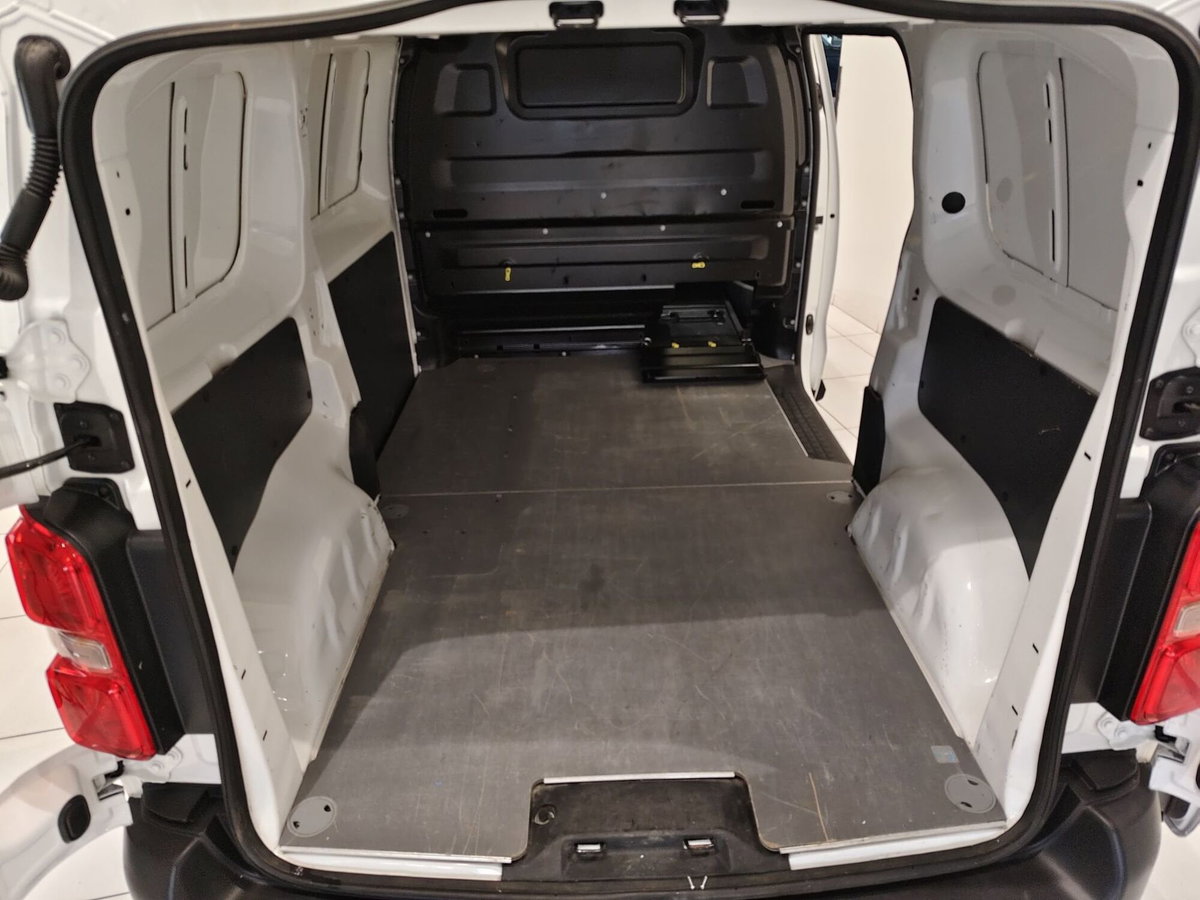 Opel Vivaro Furgone M 1.5 diesel 120cv S&S (2)