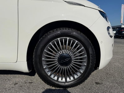 Fiat 500 Cabrio 42 kWh (8)