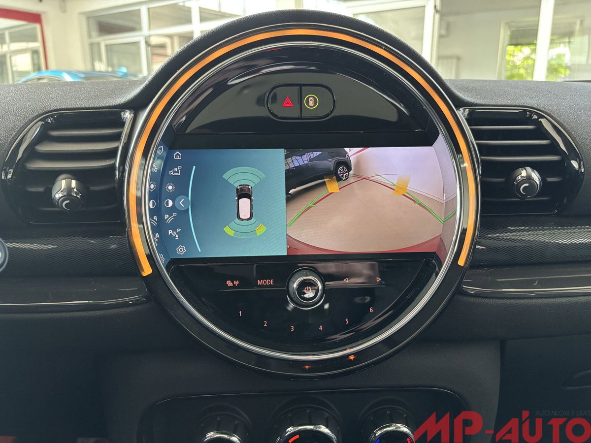MINI Mini Clubman 1.5 Cooper Business Clubman Automatica (14)