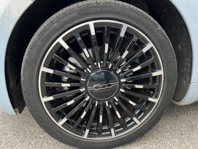 Fiat 500 Cabrio 42 kWh La Prima (8)