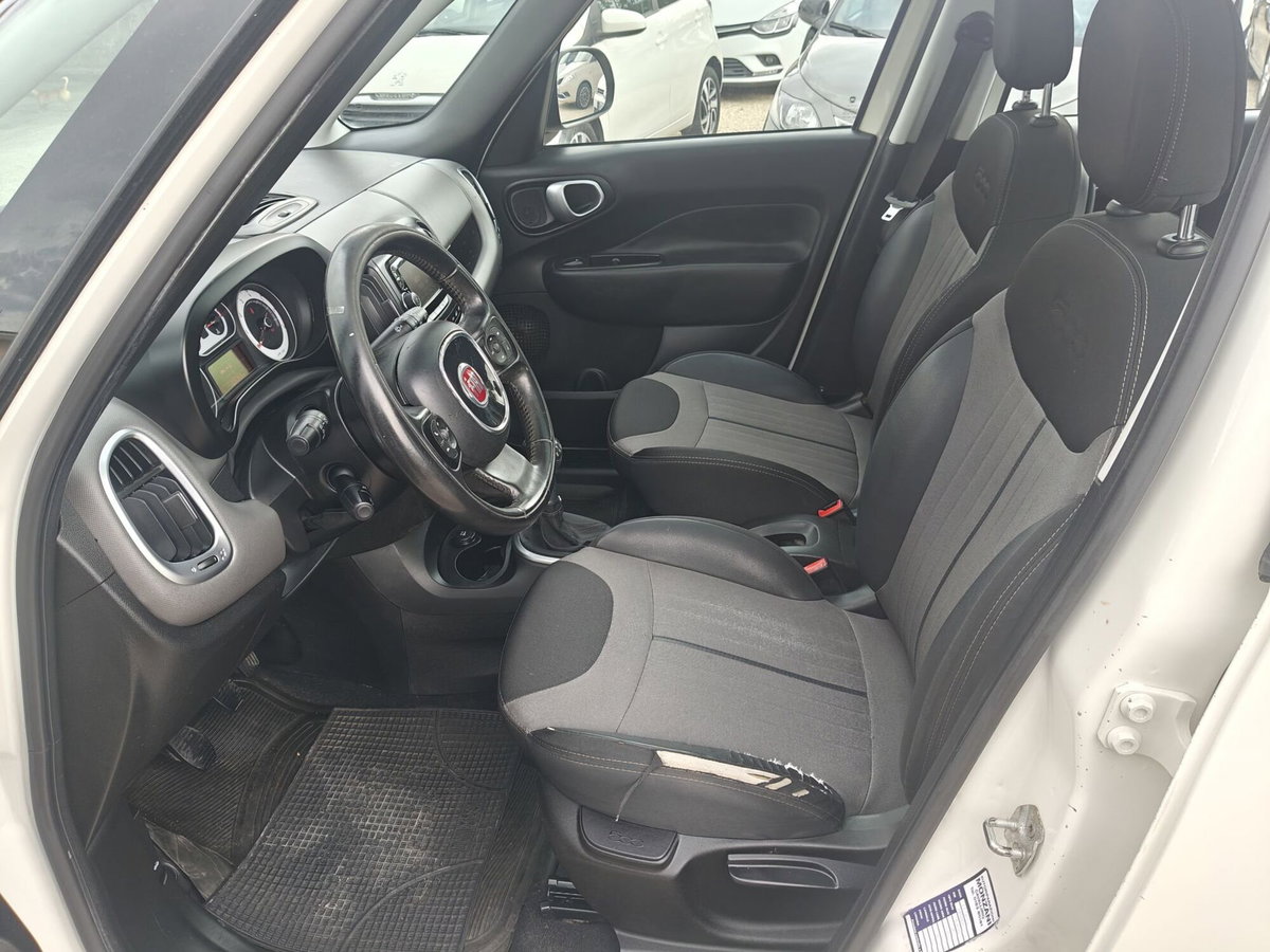 Fiat 500L 1.3 Multijet 85 CV Dualogic Lounge (12)