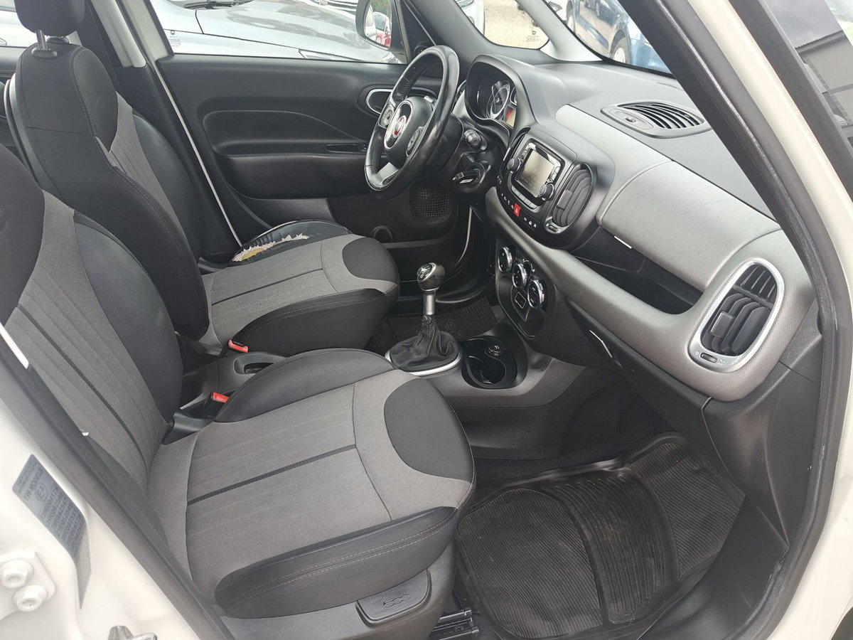 Fiat 500L 1.3 Multijet 85 CV Dualogic Lounge (20)