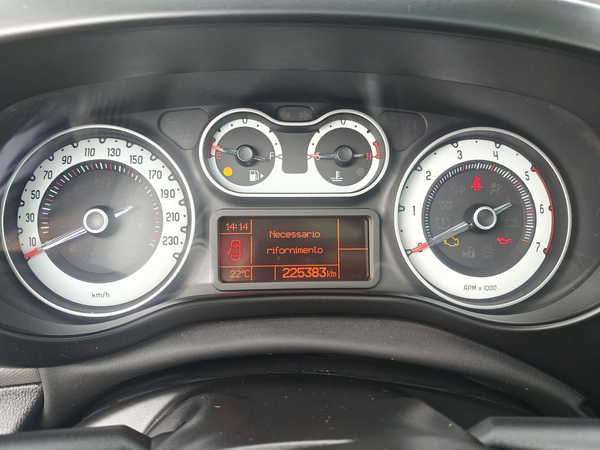 Fiat 500L 1.3 Multijet 85 CV Dualogic Lounge (5)