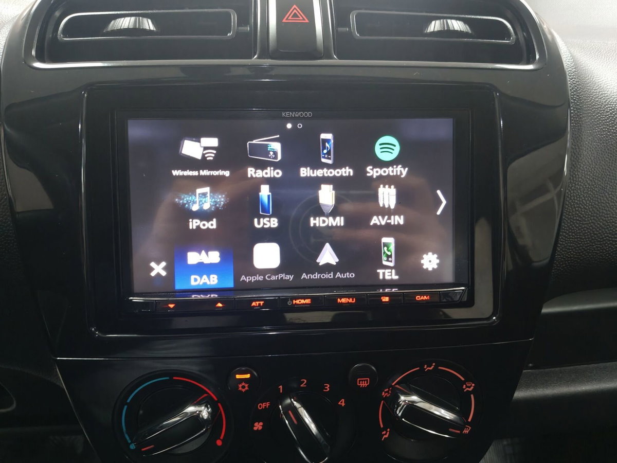 Mitsubishi Space Star 1.0 bi-fuel GPL First Edition (10)