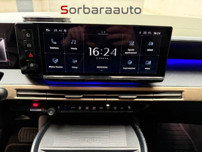 Lancia Ypsilon 54kWh LX 156cv (18)