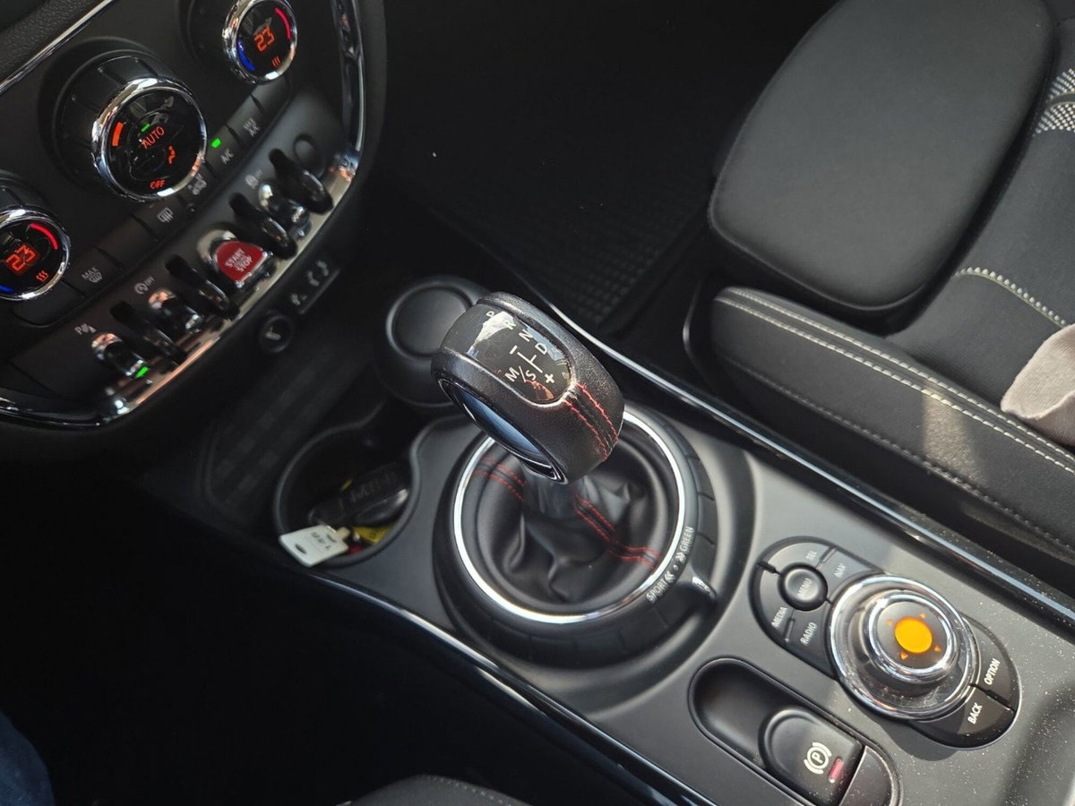 MINI Mini Clubman 2.0 Cooper SD Hype Clubman ALL4 Automatica (11)