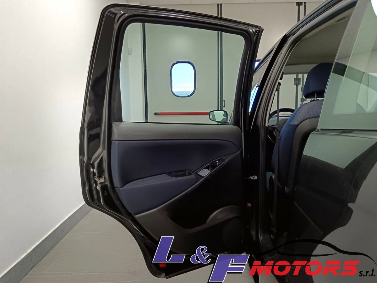 Fiat Idea 1.4 BlackEnergy GPL (19)