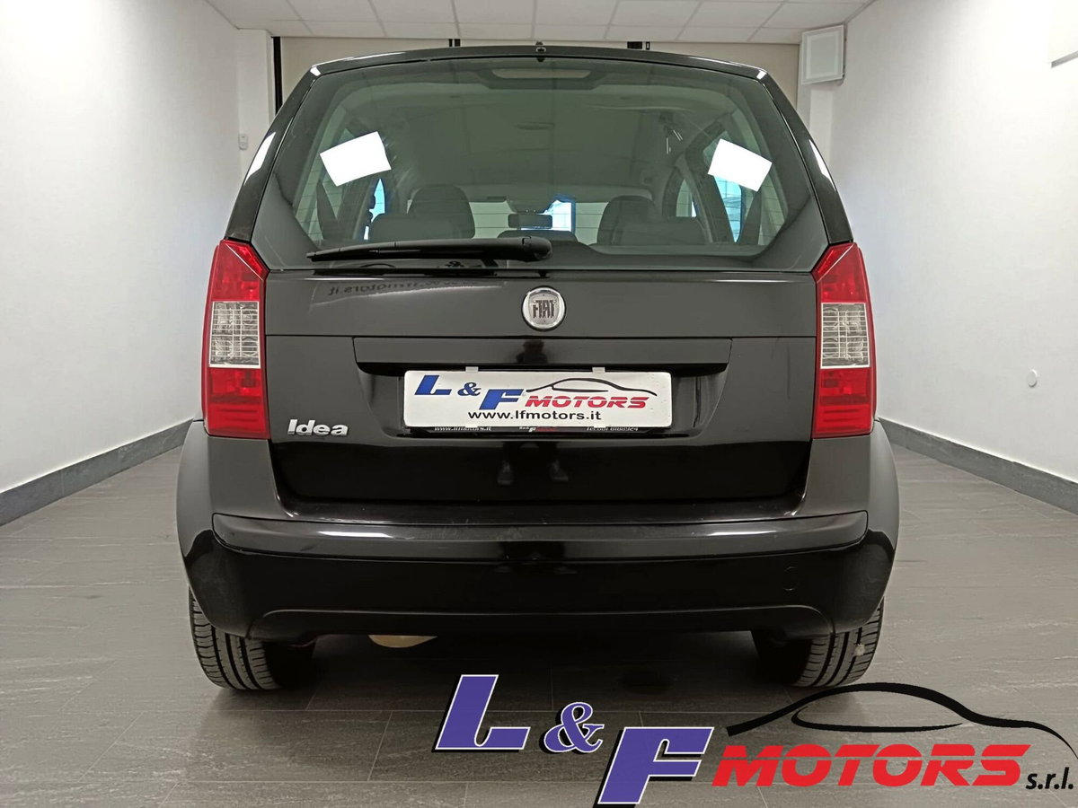 Fiat Idea 1.4 BlackEnergy GPL (6)