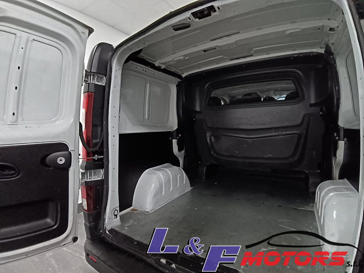 Renault Trafic Furgone T27 1.6 dCi 120CV PC-TN-DC Furgone (13)