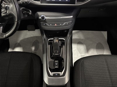 Peugeot 308 SW 1.5 bluehdi Style s&s 130cv eat8 (11)