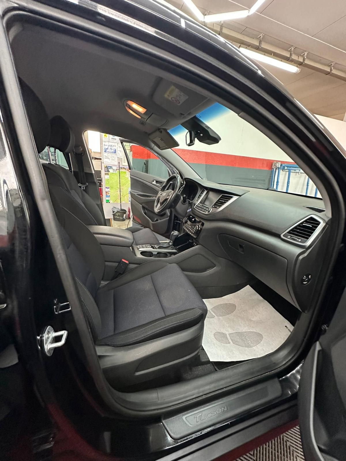 Hyundai Tucson 2.0 CRDi 4WD XPossible (10)