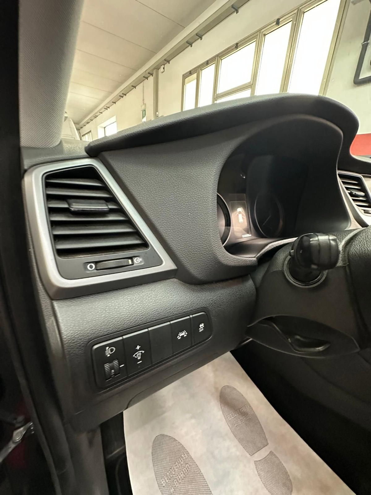 Hyundai Tucson 2.0 CRDi 4WD XPossible (17)