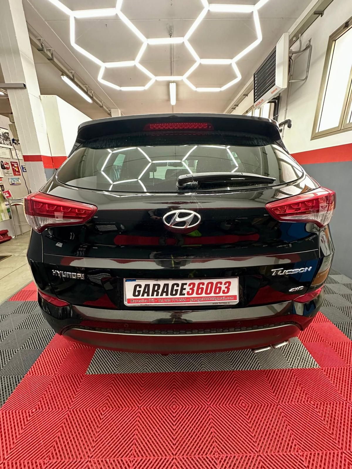 Hyundai Tucson 2.0 CRDi 4WD XPossible (4)