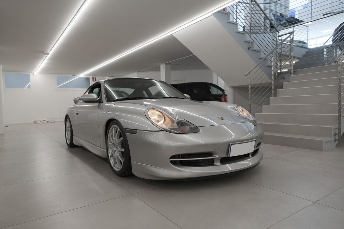Porsche 911 Coupé GT3 cat (3)