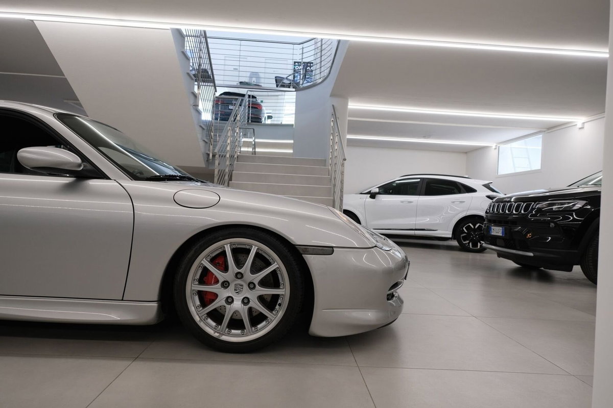 Porsche 911 Coupé GT3 cat (7)