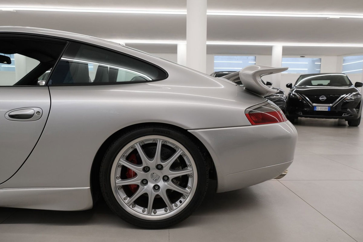 Porsche 911 Coupé GT3 cat (8)