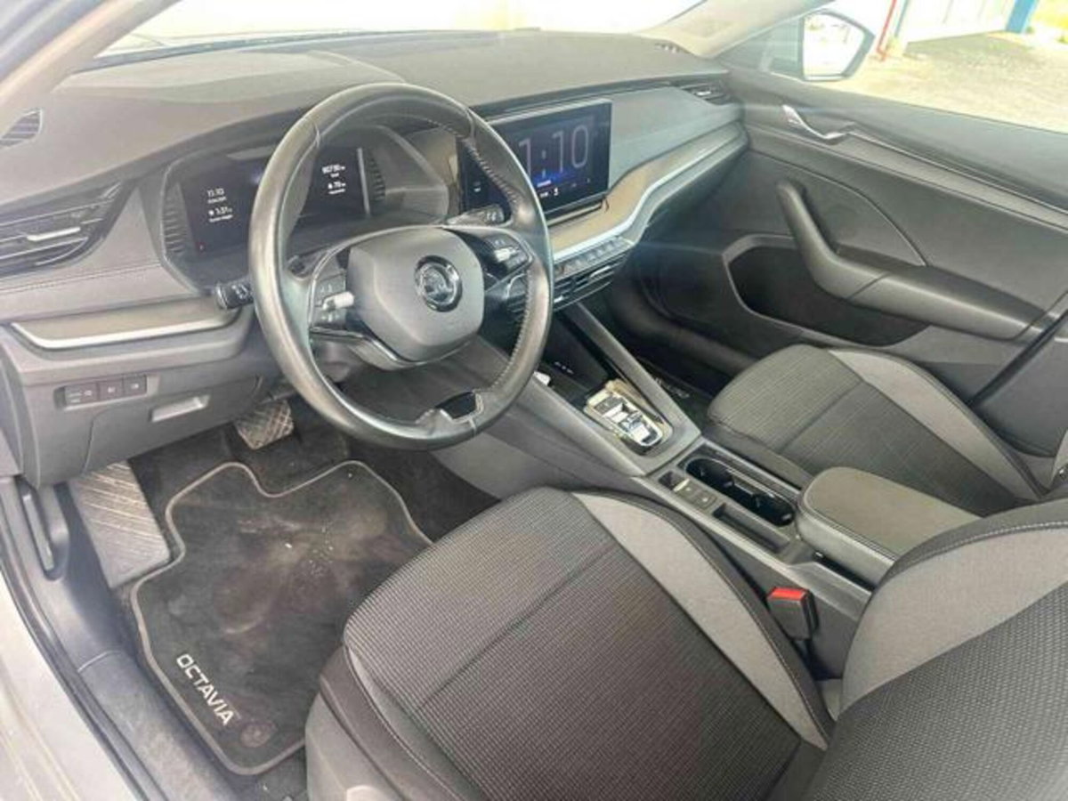 Skoda Octavia 1.0 e-TEC DSG Executive (11)