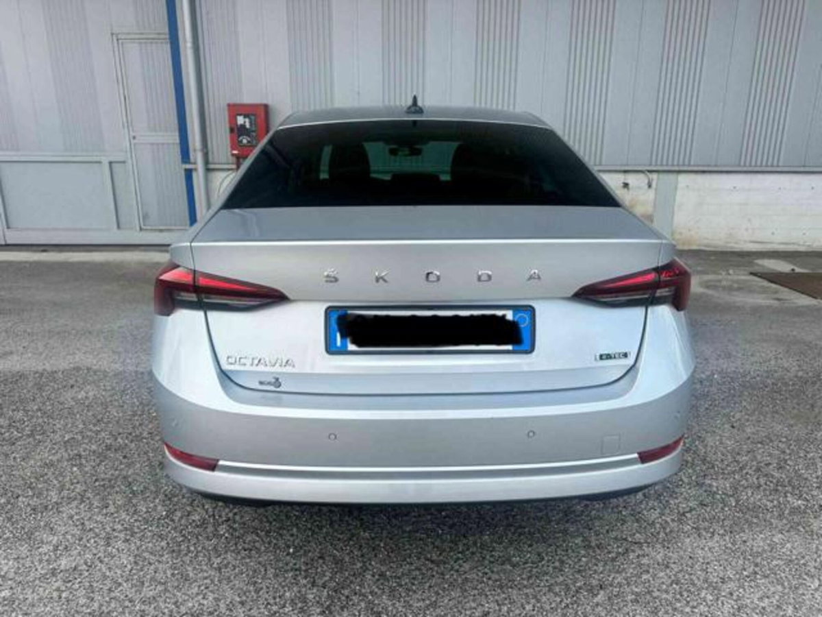 Skoda Octavia 1.0 e-TEC DSG Executive (6)