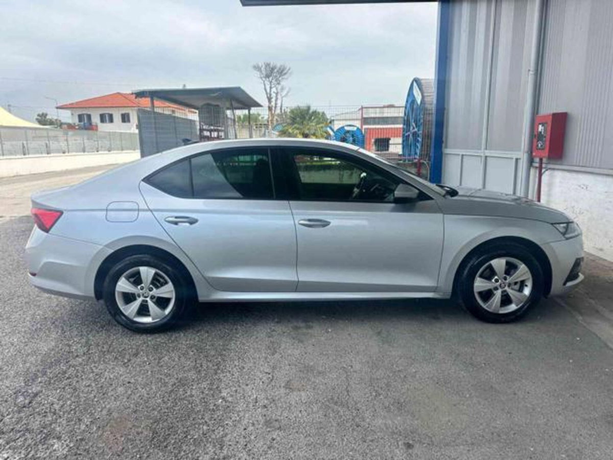 Skoda Octavia 1.0 e-TEC DSG Executive (8)