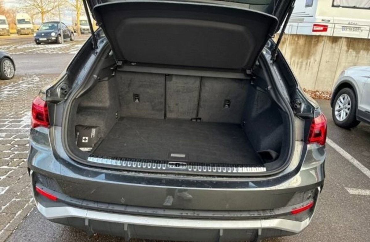 Audi Q3 Sportback 35 TDI quattro S tronic S line edition (10)