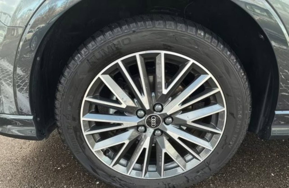 Audi Q3 Sportback 35 TDI quattro S tronic S line edition (6)