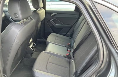 Audi Q3 Sportback 35 TDI quattro S tronic S line edition (9)