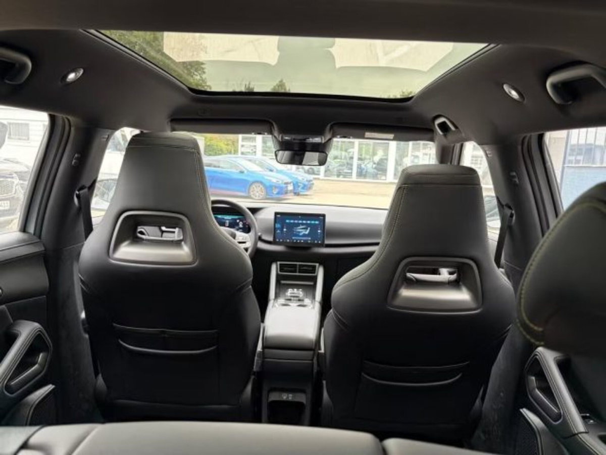 Byd Atto 2 45,1 kWh Active (10)