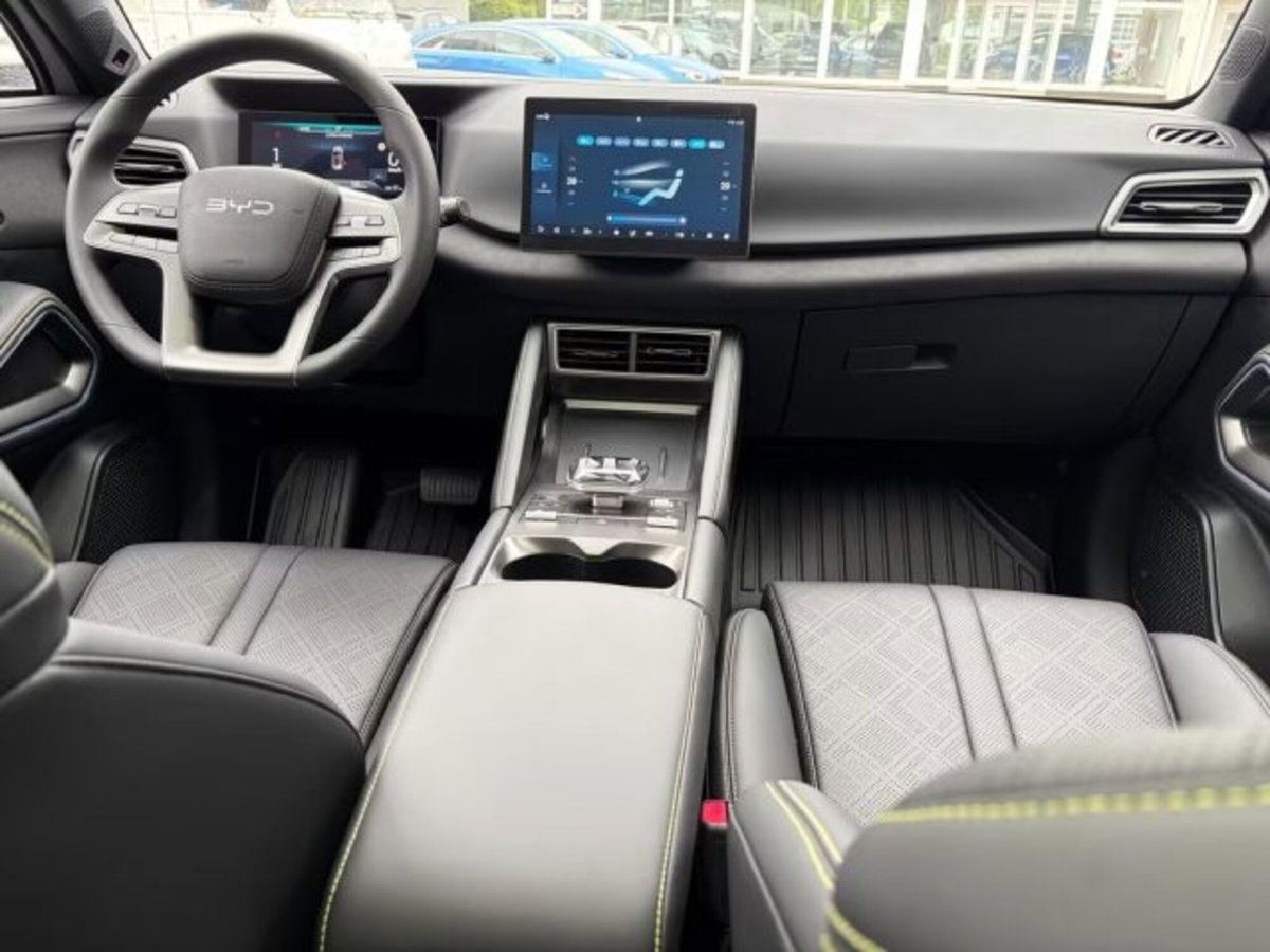 Byd Atto 2 45,1 kWh Active (9)