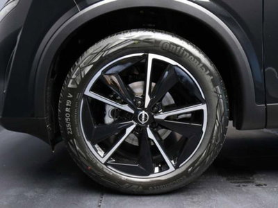 Nissan Qashqai 1.3 mhev Tekna 4wd 158cv xtronic (10)