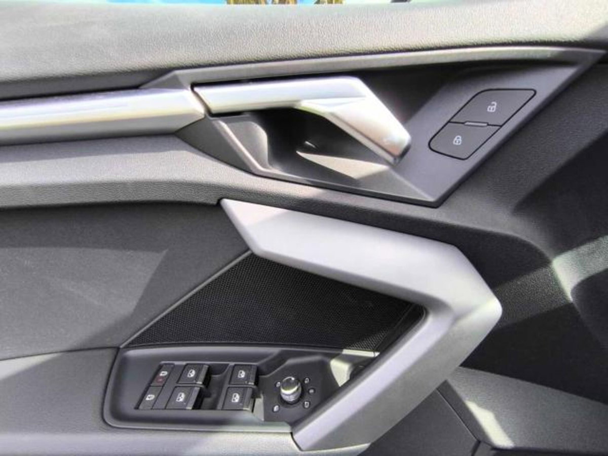 Audi A3 Sportback 35 TFSI S tronic Business Advanced (11)