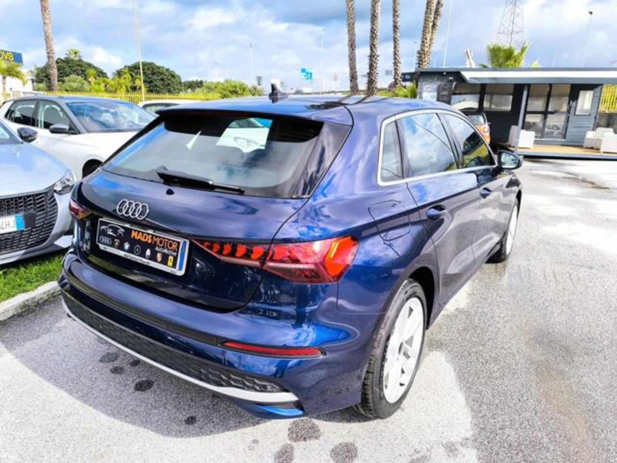 Audi A3 Sportback 35 TFSI S tronic Business Advanced (4)