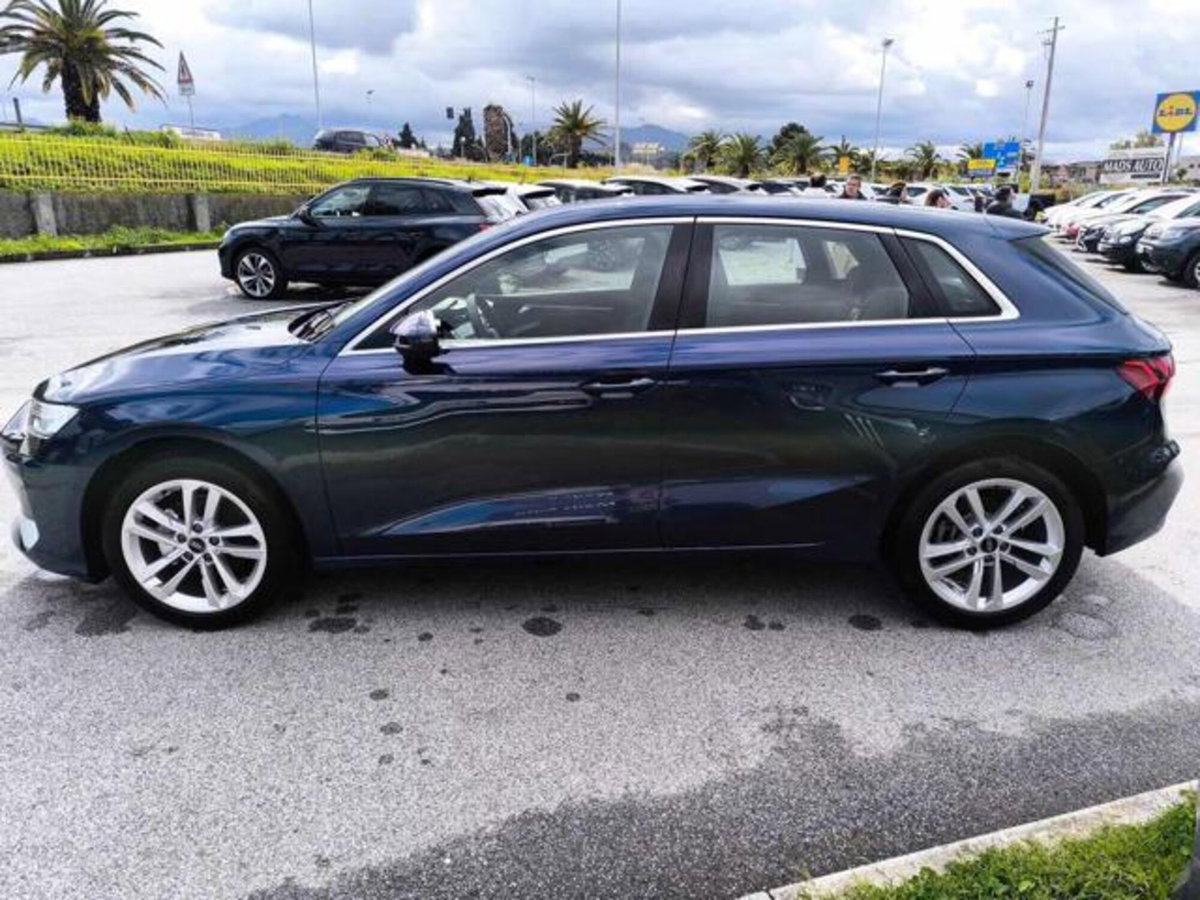 Audi A3 Sportback 35 TFSI S tronic Business Advanced (9)