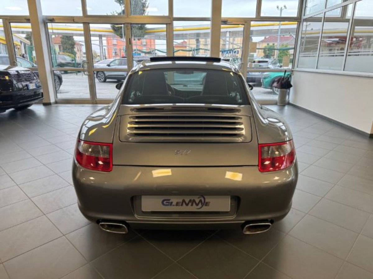 Porsche 911 Coupé Carrera 4 (4)
