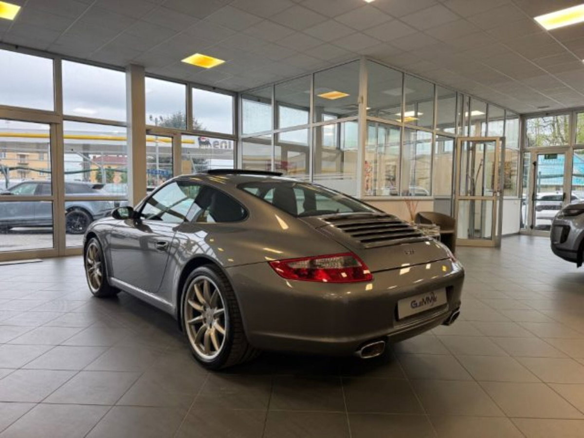 Porsche 911 Coupé Carrera 4 (5)
