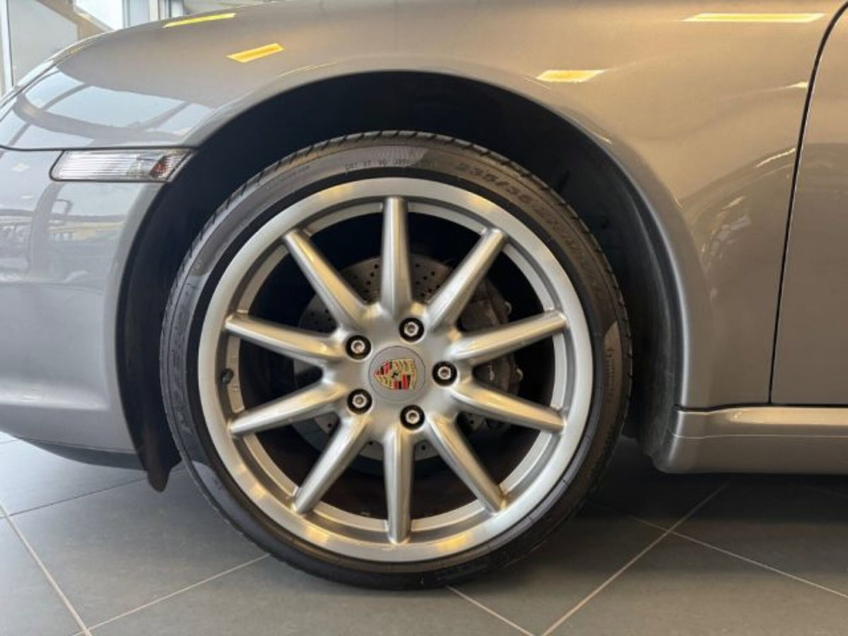 Porsche 911 Coupé Carrera 4 (8)