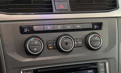Volkswagen Caddy 2.0 TDI 102 CV DSG Maxi (12)