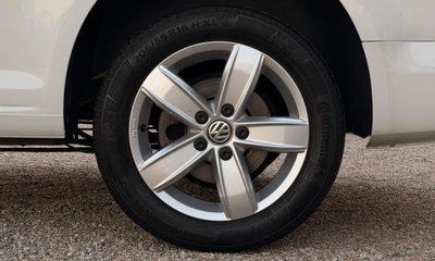 Volkswagen Caddy 2.0 TDI 102 CV DSG Maxi (14)