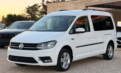 Volkswagen Caddy 2.0 TDI 102 CV DSG Maxi (2)