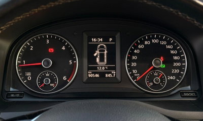 Volkswagen Caddy 2.0 TDI 102 CV DSG Maxi (9)