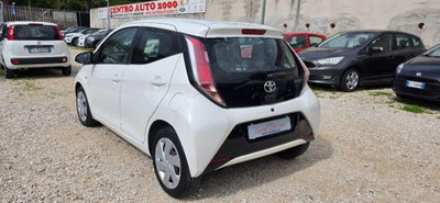 Toyota Aygo 1.0 VVT-i 69 CV 5 porte x-play (5)