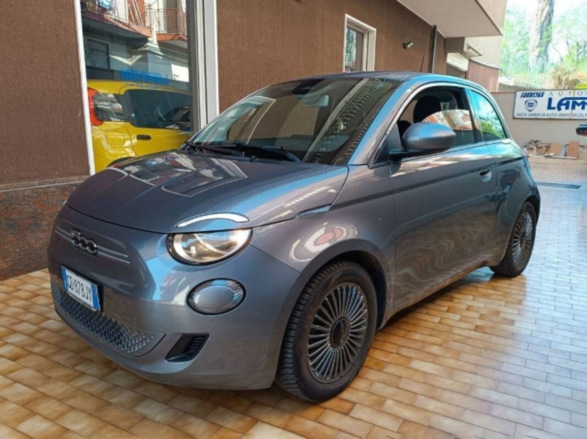 Fiat 500 Cabrio 42 kWh (2)