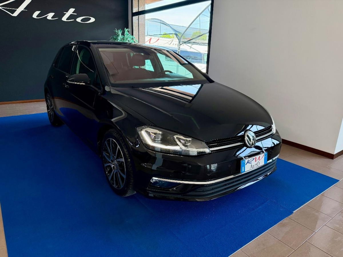 Volkswagen Golf Variant 1.5 TSI EVO ACT R-Line (2)