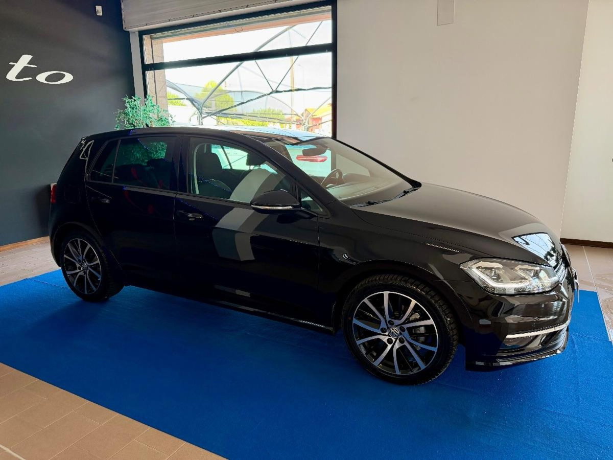 Volkswagen Golf Variant 1.5 TSI EVO ACT R-Line (4)
