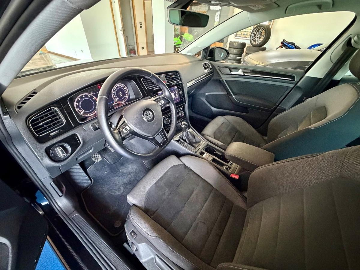 Volkswagen Golf Variant 1.5 TSI EVO ACT R-Line (9)