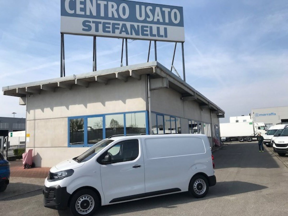 Opel Vivaro 2.0 Diesel 145CV S&S PL-SL-TN L (2)