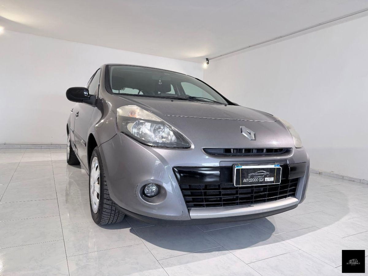 Renault Clio 1.2 16V 5 porte Dynamique (2)
